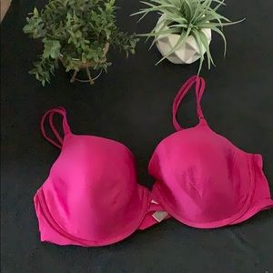 Victoria’s Secret Demi. 38D